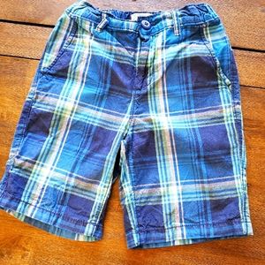 Boys shorts size 6